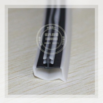 烤漆門TPE/TPV彈性體密封條,生態(tài)門復合橡膠皮條 烤漆門TPE/TPV彈性體密封條,生態(tài)門復合橡膠皮條