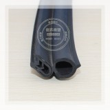 汽車(chē)后背箱密封條,三元乙丙復(fù)合密封條,鋼帶復(fù)合密封條